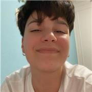 Profesora de Química, estudiante de ultimo año de la carrera de Química por la USC